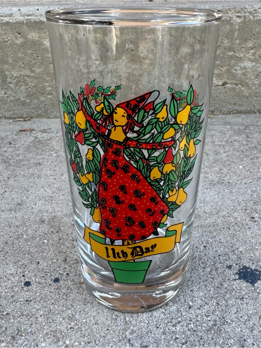 Vintage 1970s Glass‎ Tumbler 12 Days of Christmas 11th Day 14 oz